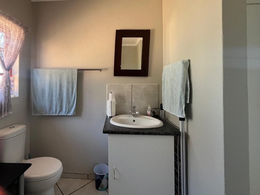2 Bedroom Property for Sale in Upington Rural Northern Cape